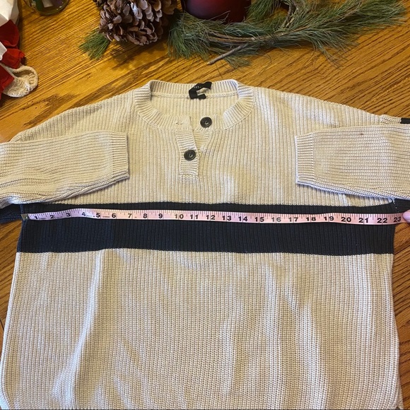 Knot Sisters Sweater - Picture 3 of 10